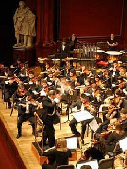 Ovacionan a orquesta sinfónica de Harvard en Santa Clara